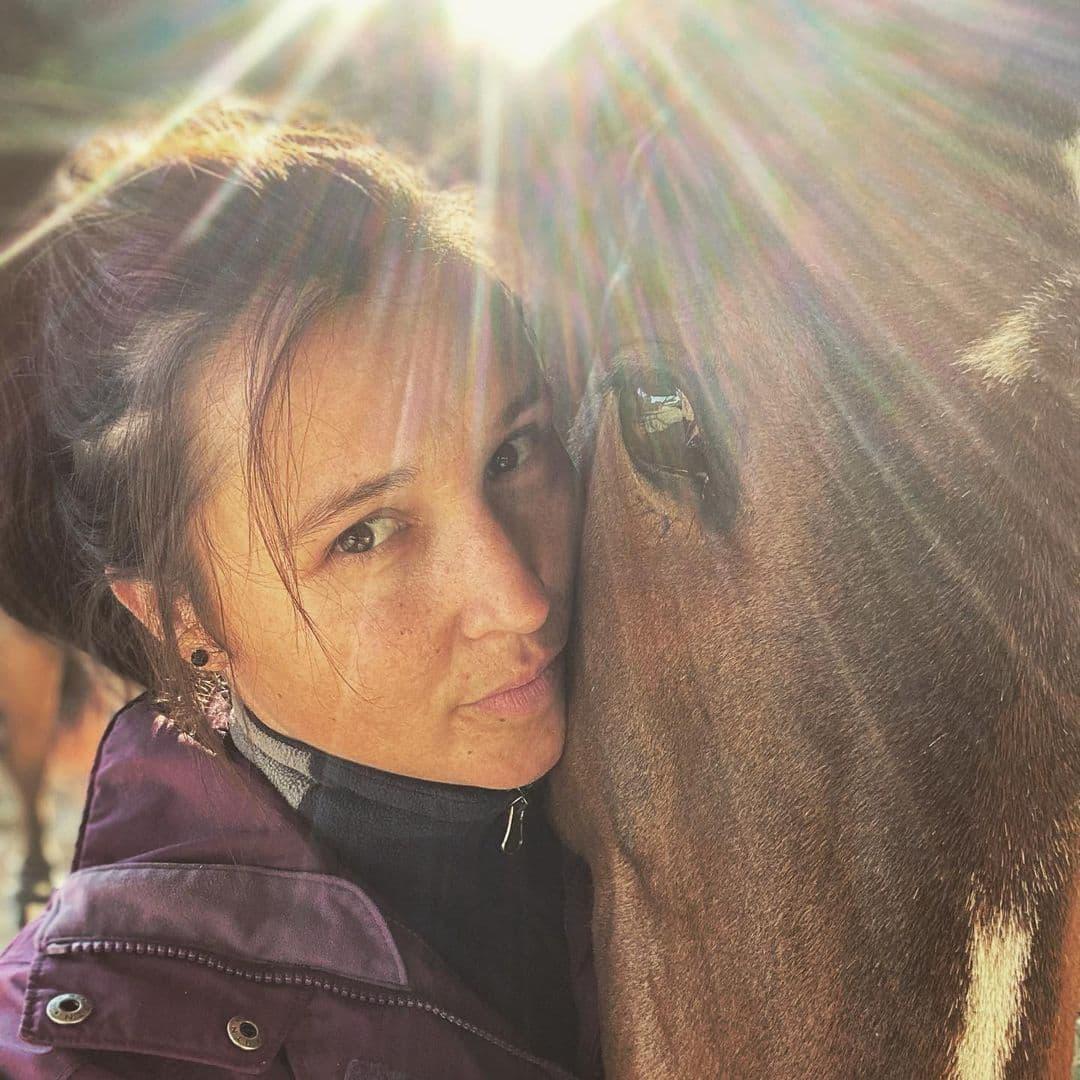 Manon Prat from her Instagram: “Horses don’t care how rich we are. They don’t care how tall, ugly or pretty we are. They live in the moment, and so long as we are treating them with kindness, they return this with love and affection. ~Chapman Valley Horse Riding~” 